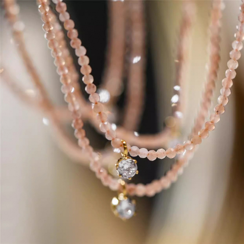 Ethnic Fashion Jewellery - ファッションヴィンテージセクシーなジルコンペンダントネックレス女性のための自由奔放に生きる幾何学的な透明クリスタル模造モアッサナイトチェーンジュエリー